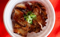 あなたはどっち派？【松屋】の“肉絨毯”を食べてみた