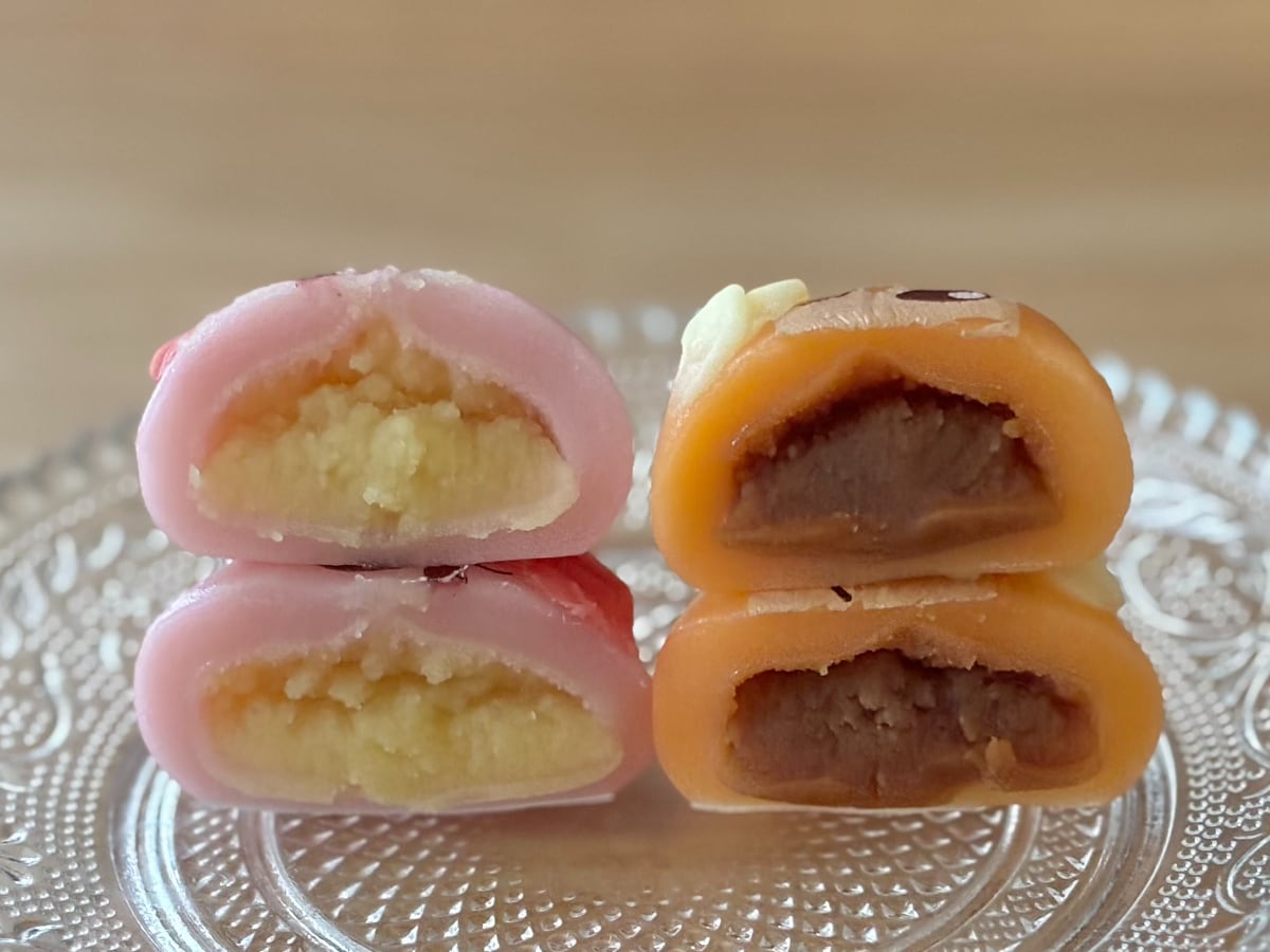 かわいくて「食べるのを躊躇」?【ファミマ】と人気キャラのコラボおやつ