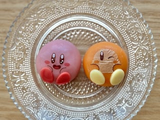 かわいくて「食べるのを躊躇」？【ファミマ】と人気キャラのコラボおやつ