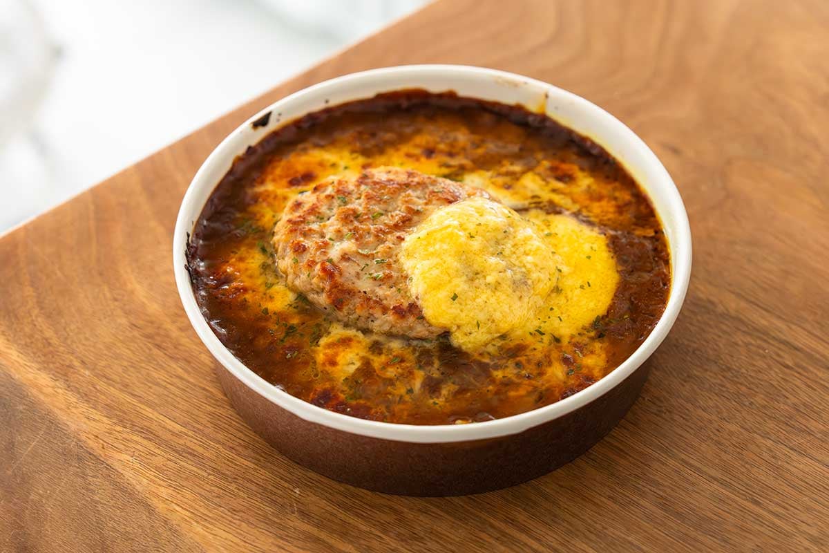 【セブン】新作飯、カレーにハンバーグ、さらに…美味いものがひとつになってて最高