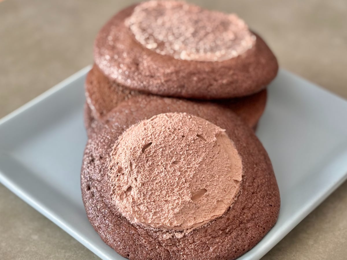 2種のチョコがおいしすぎる！【ファミマ】のスイーツがリピ確定の味