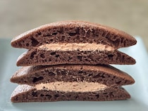 2種のチョコがおいしすぎる！【ファミマ】のスイーツがリピ確定の味