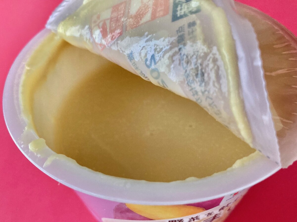 さつまいもがドロドロ食感に!?【セブン】独特な風味が印象的なさつまいものポタージュ