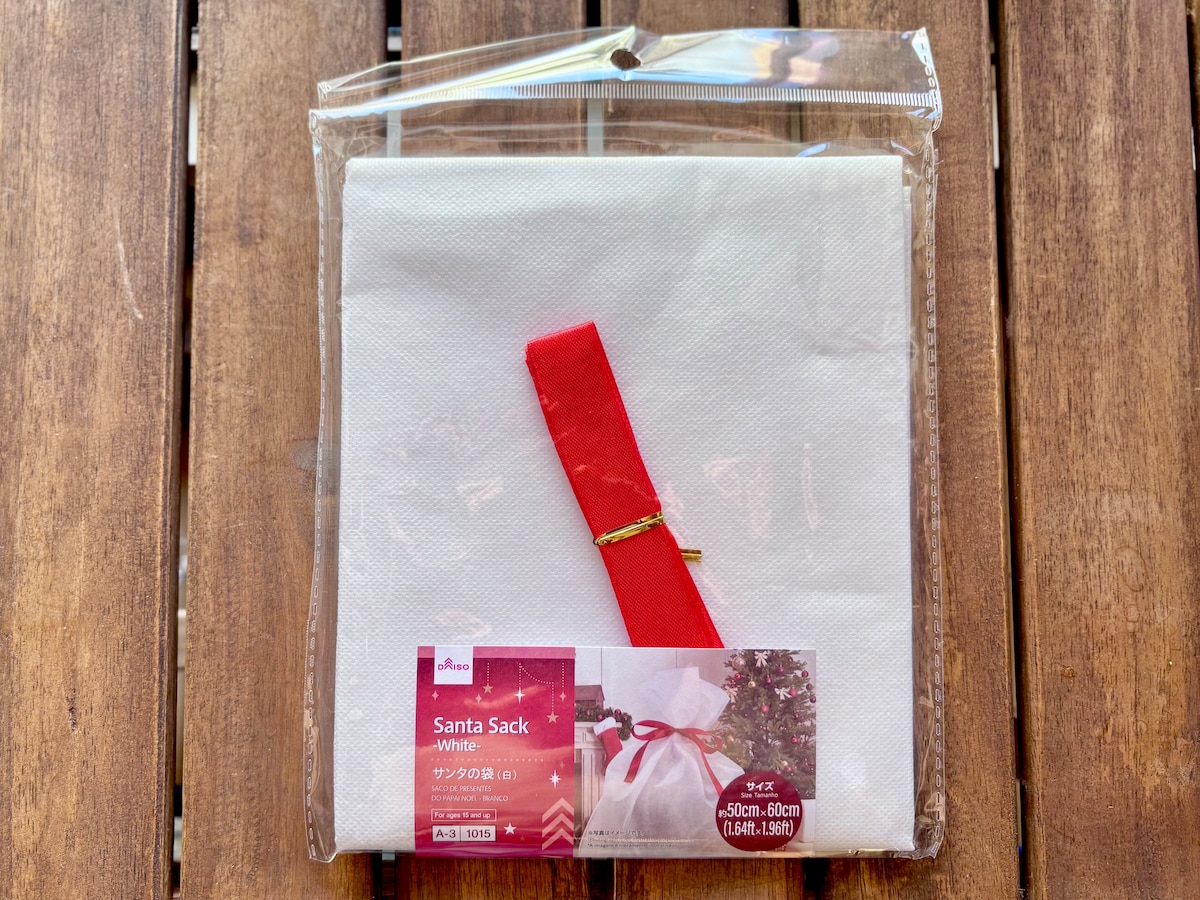 【2025】100均のクリスマスグッズが可愛すぎて大優勝♡手作りリースの作り方も紹介