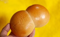 【セブン】で見つけたピーナッツみたいな形のパン、開けたらびっくり!?