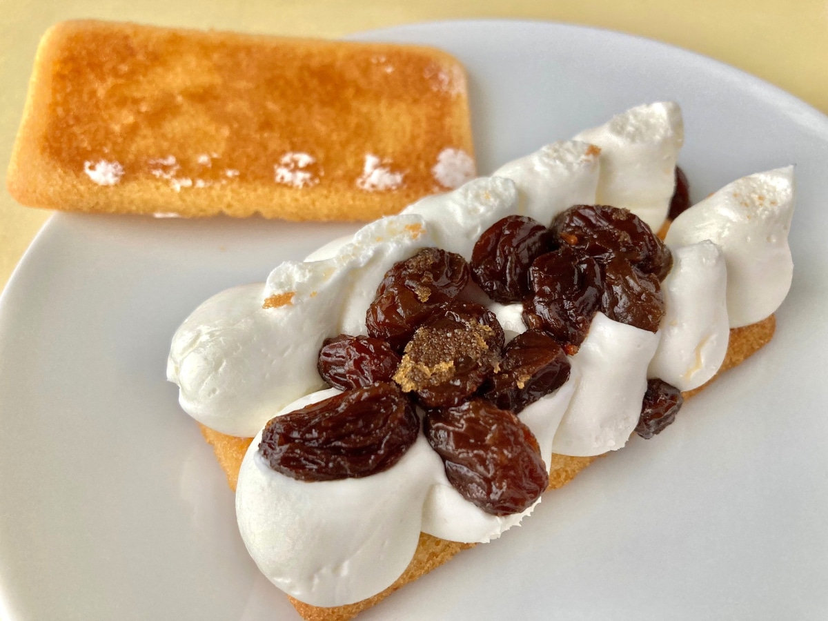 洋菓子店並みのクオリティ!【ローソン】味わいも香りもGOODなレーズンサンド