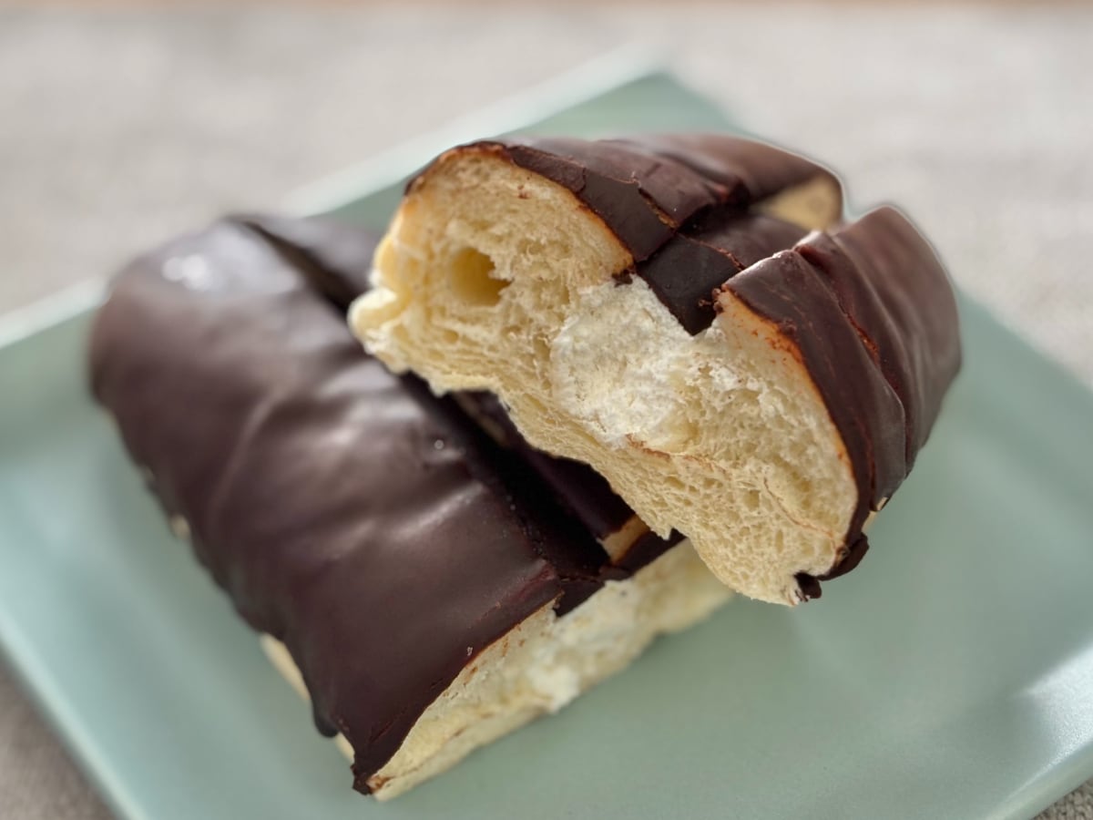 チョコが主役！と思いきや？【ファミマ】のパンはそれ以外もおいしい