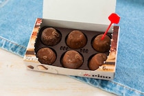 「秒でなくなった」「絶対買わなければ」コンビニ限定【ピノ】がめっちゃ美味い