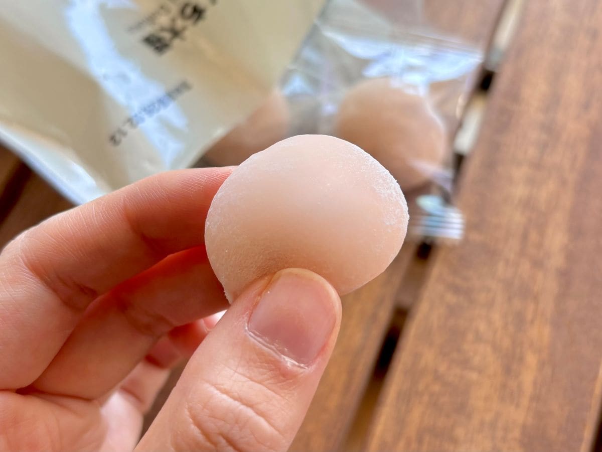 「期待を裏切られました」【無印良品】お年賀にも◎一口サイズの紅白大福が再登場