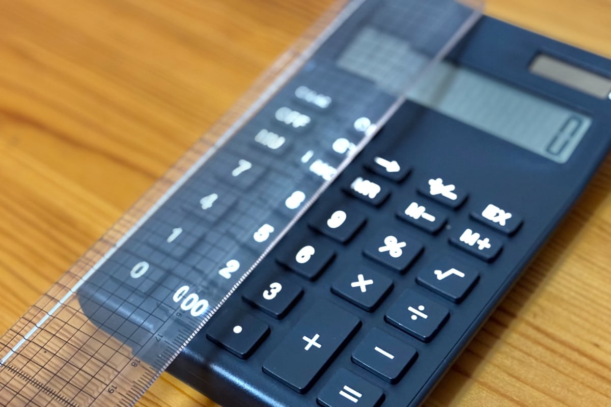 100均の電卓おすすめ7選【ダイソー・セリア・キャンドゥ】使いやすい・かわいい商品も