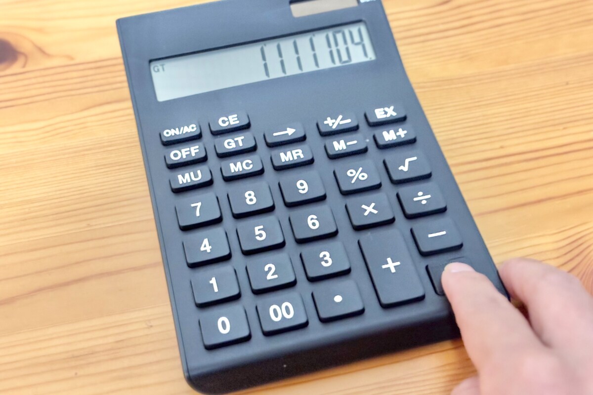 100均の電卓おすすめ7選【ダイソー・セリア・キャンドゥ】使いやすい・かわいい商品も