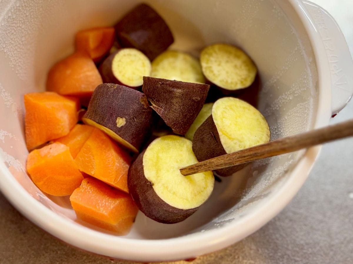 100均の蒸し器が超使える!さつまいもを蒸してみたら…えっ、こんなに美味しいの!?