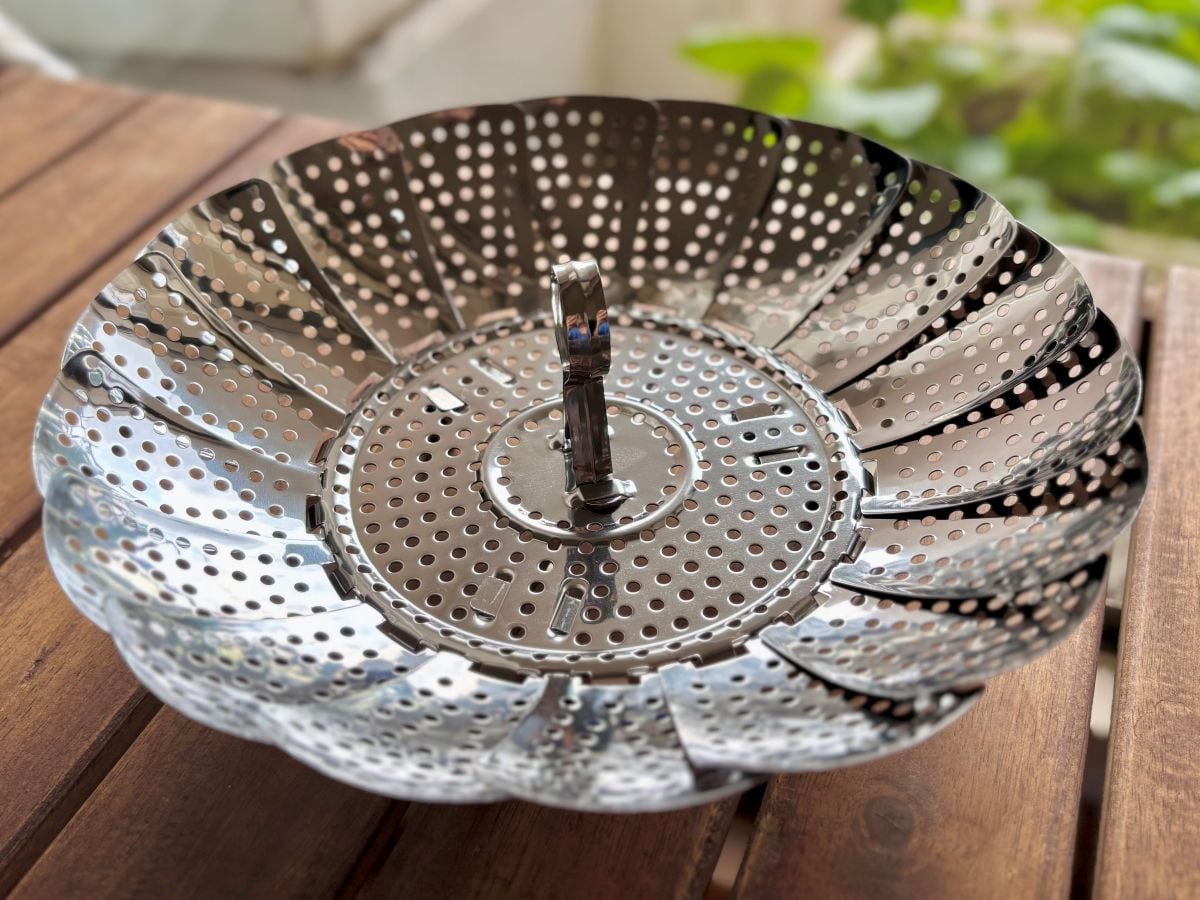 100均の蒸し器が超使える!さつまいもを蒸してみたら…えっ、こんなに美味しいの!?