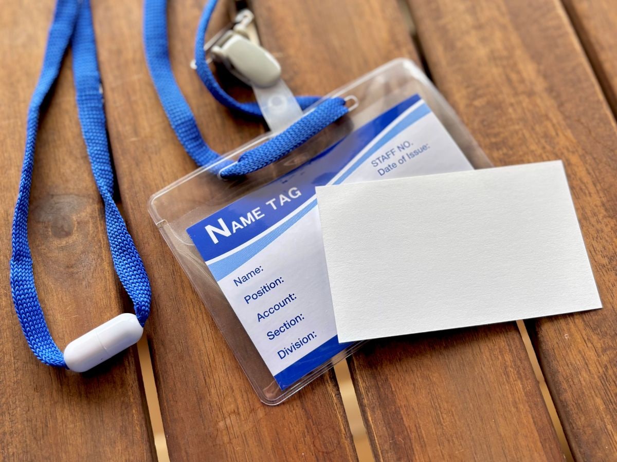 100均のネームプレート7選|子供の名札や植物用も【ダイソー・セリア・キャンドゥ】