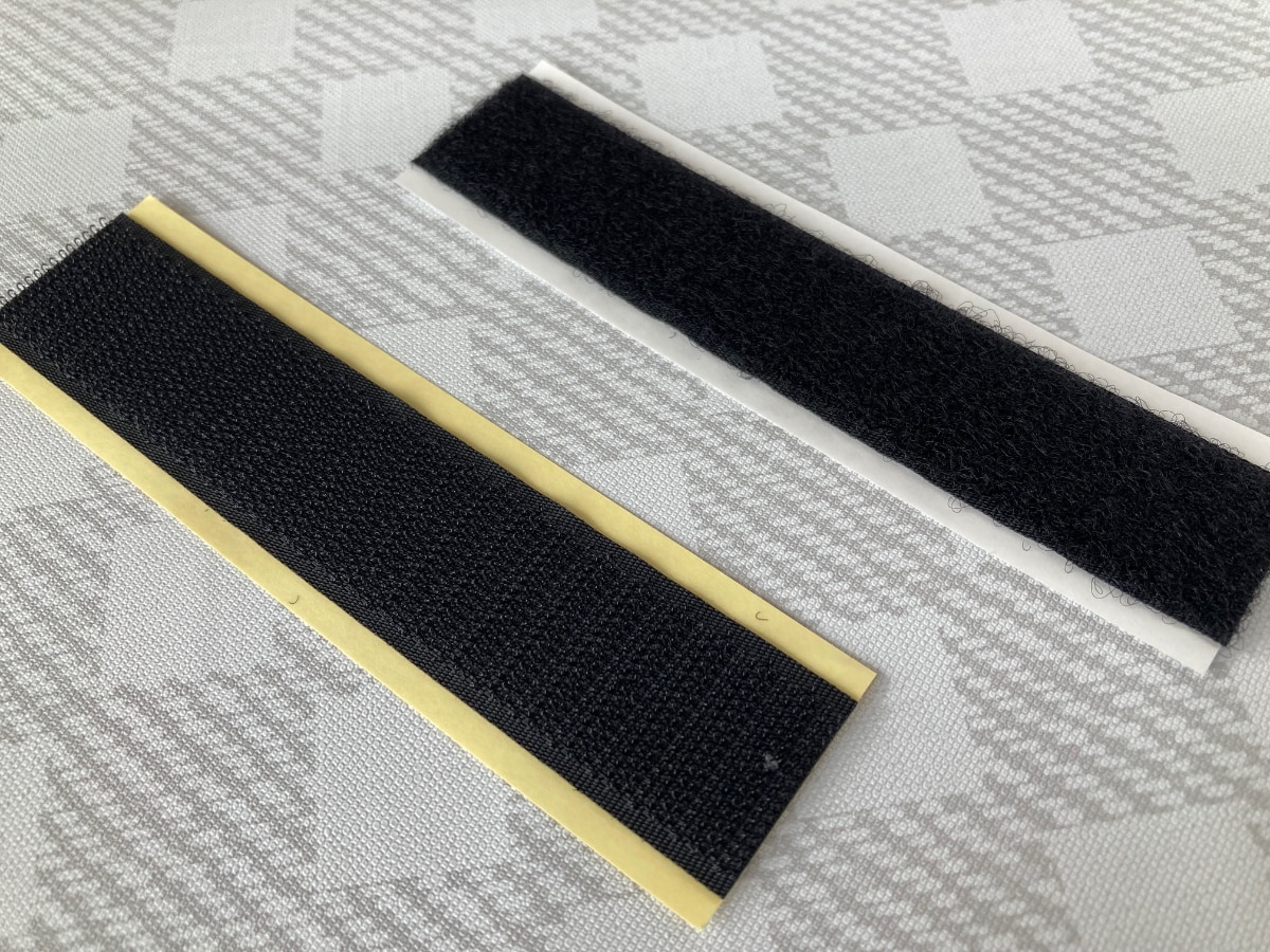 マジックテープは100均で買える?どこにある?|両面テープで使いやすい!強力タイプや丸型も紹介