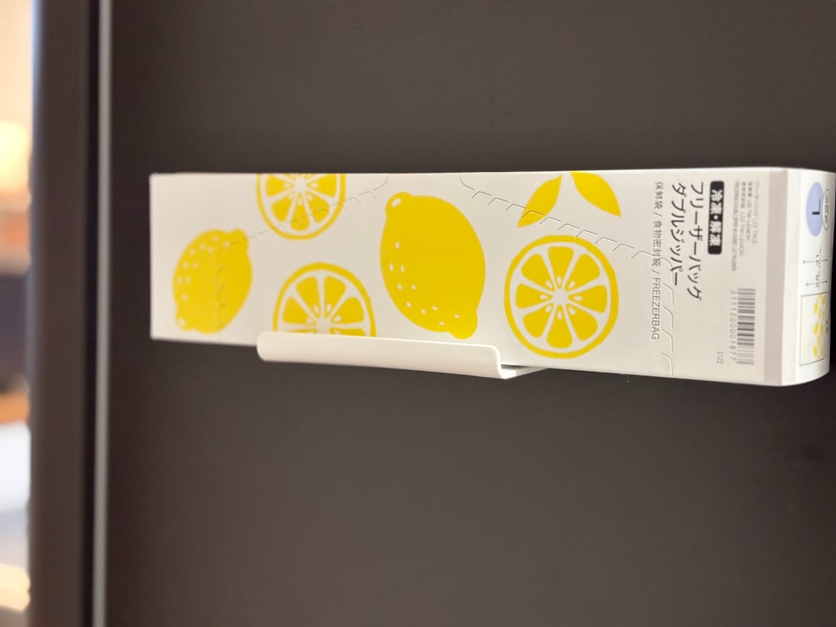 【100均】ラップホルダーのおすすめ6選【ダイソー・セリア・キャンドゥ】マグネット式や横置きも