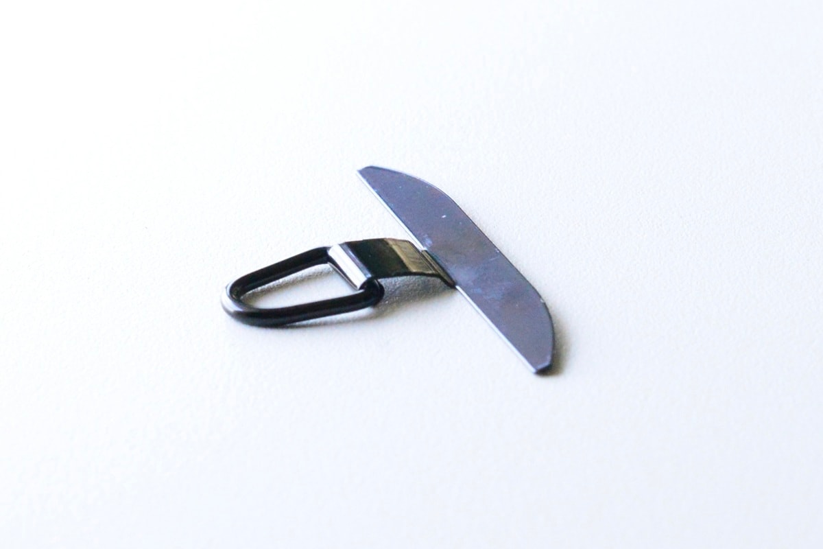 100均でストラップホールを後付け！【ダイソー・セリア・キャンドゥ】