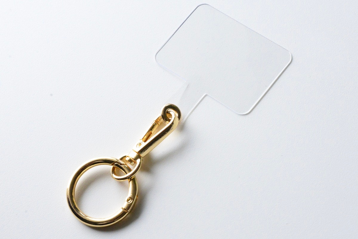 100均でストラップホールを後付け!【ダイソー・セリア・キャンドゥ】