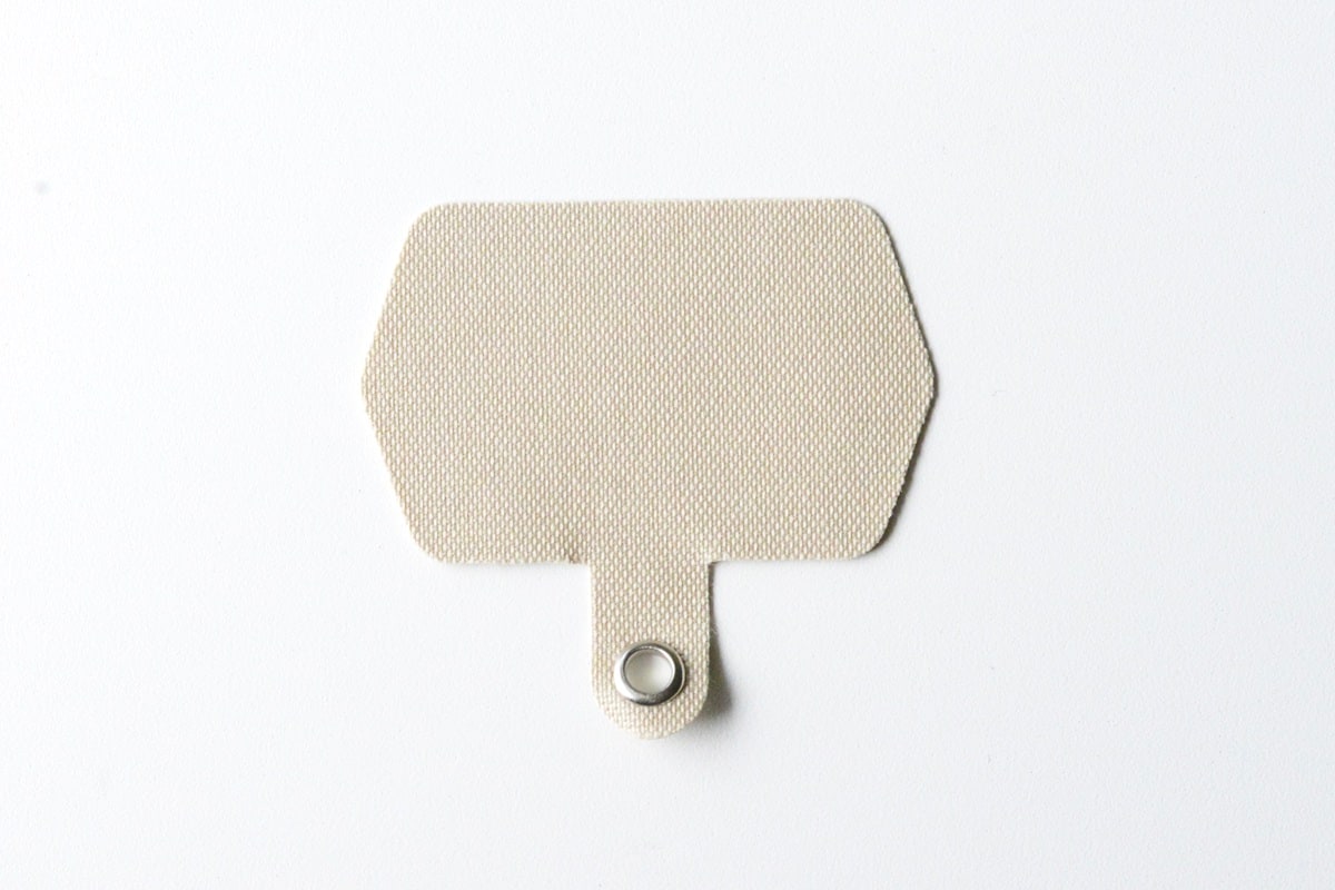 100均でストラップホールを後付け!【ダイソー・セリア・キャンドゥ】