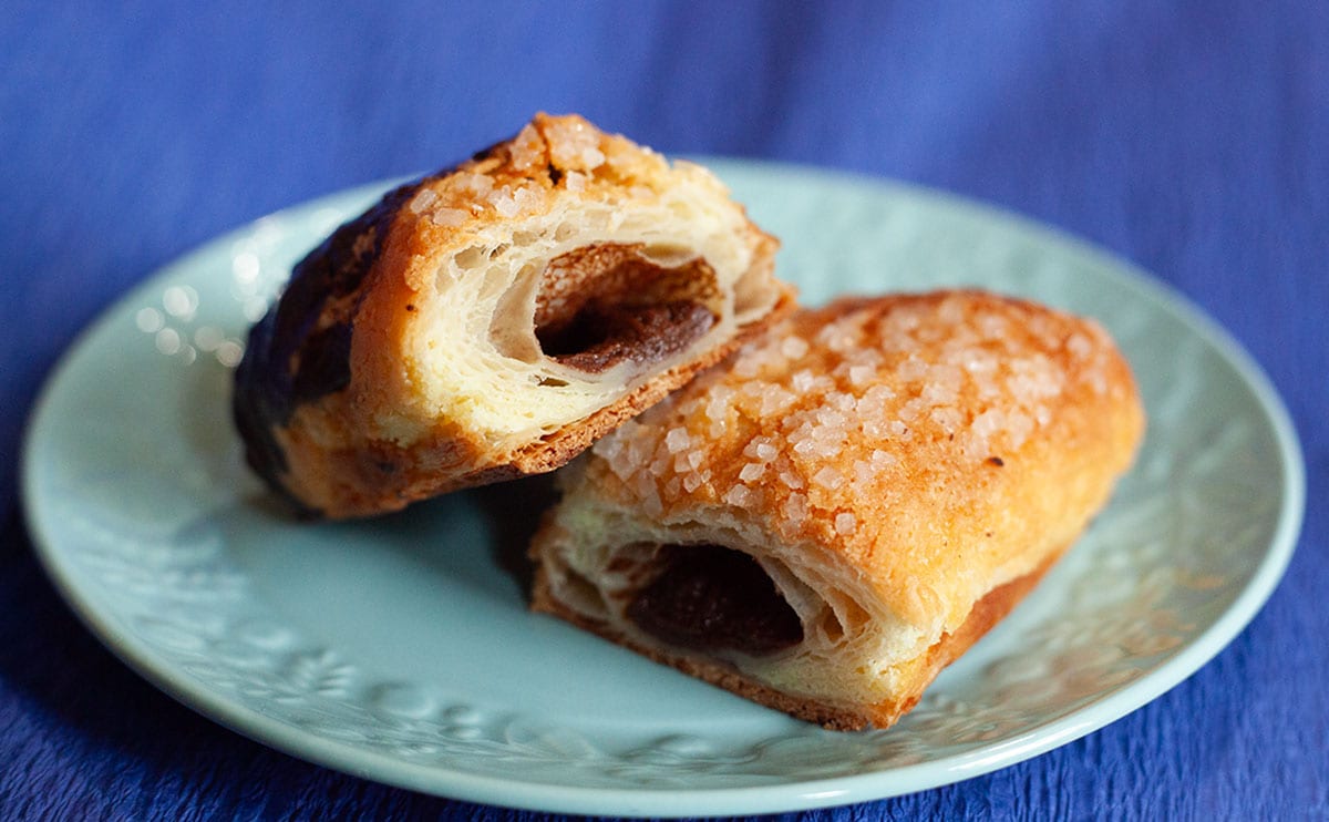 【ファミマ】「おいしすぎる」と噂の新作パンを食べてみた