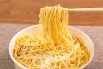 500円以下【セブン】にんにく使用の新作麺はやみつき必至