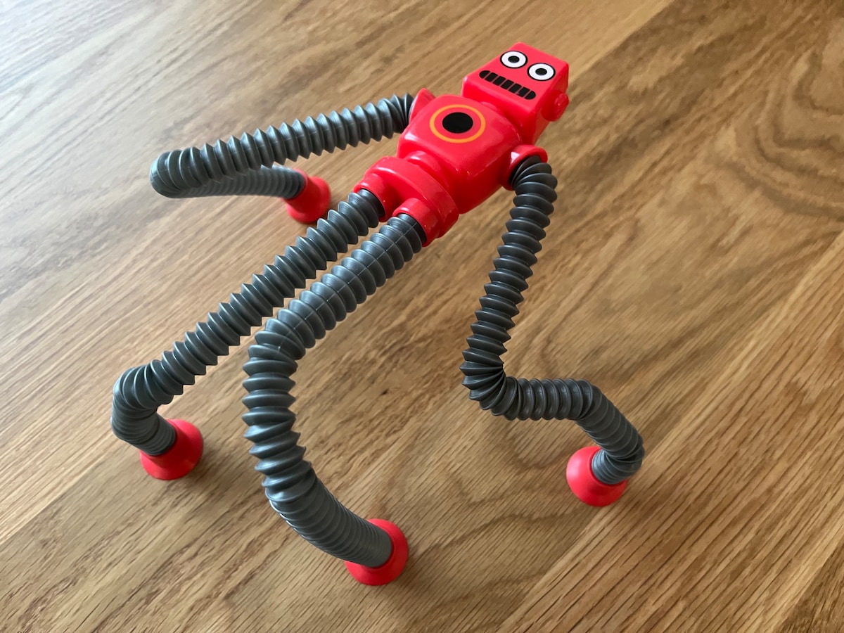 100均おもちゃを13個買ってきた!赤ちゃんから小学生まで楽しめる人気商品を紹介