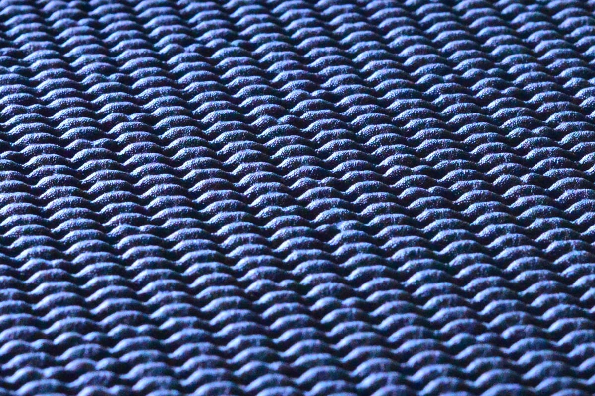 100均の滑り止めシールは用途がいっぱい!ハンガー用や靴下用も紹介