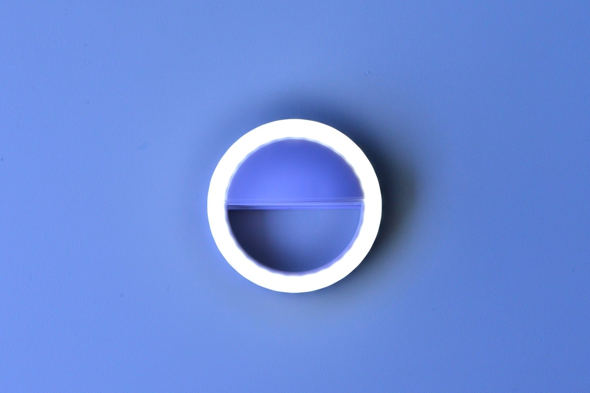 リングライトは100均で売ってる?ダイソー・セリア・キャンドゥを調査