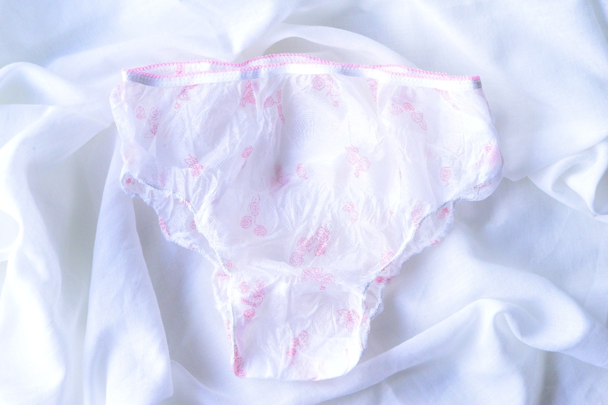 100均【ダイソー】使い捨てパンツは入院や旅行に超便利!はき心地も◎