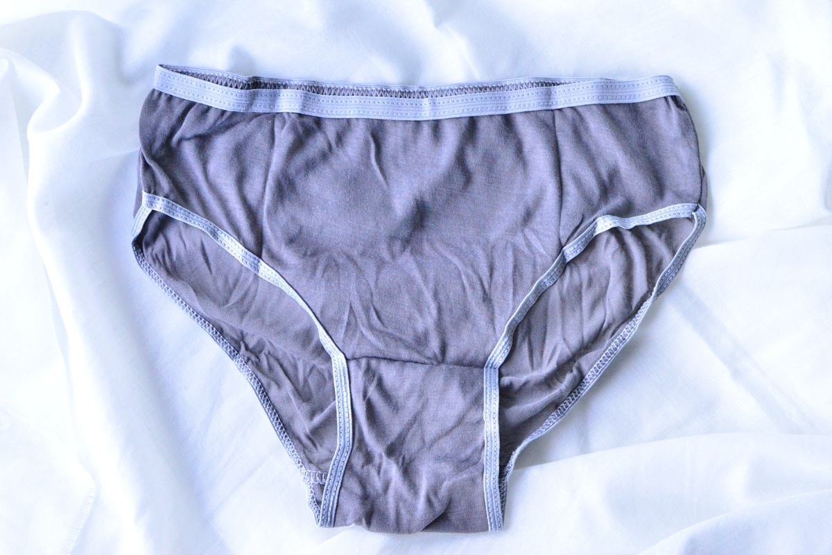 100均【ダイソー】使い捨てパンツは入院や旅行に超便利!はき心地も◎