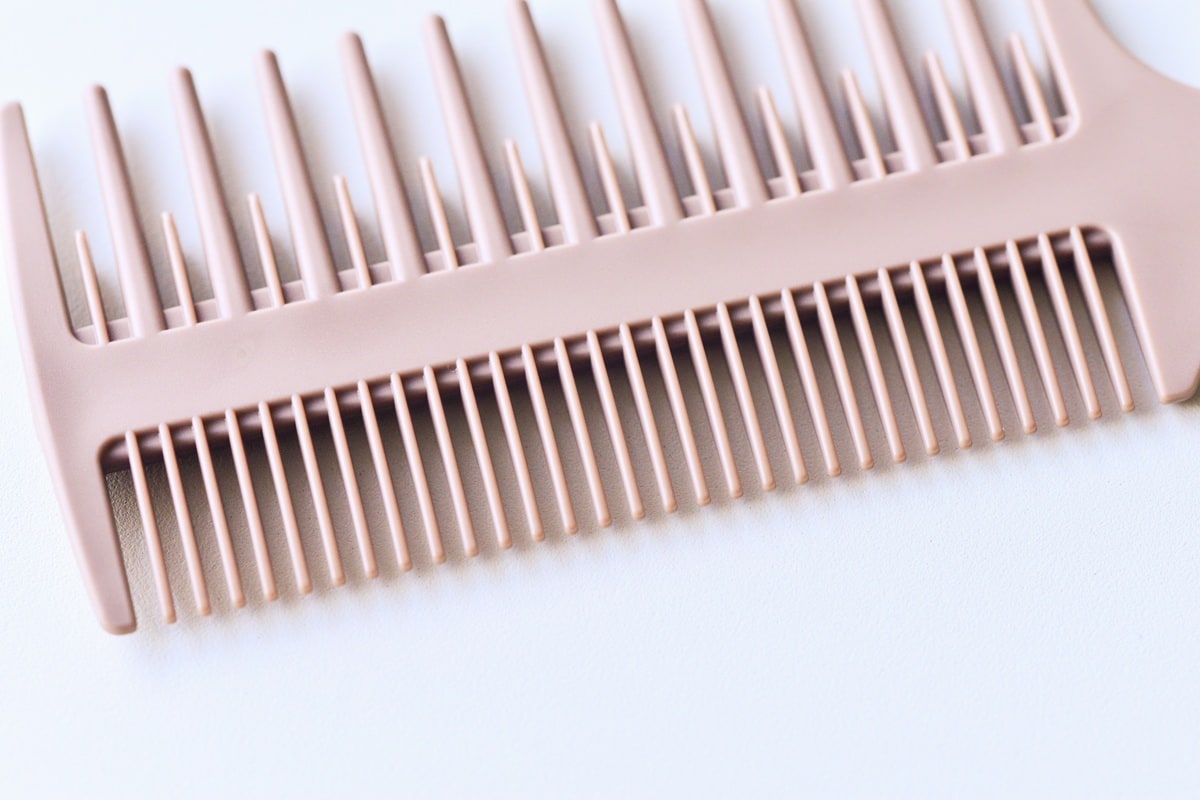 【100均】のヘアコームおすすめ10選!セリア・ダイソー・キャンドゥ