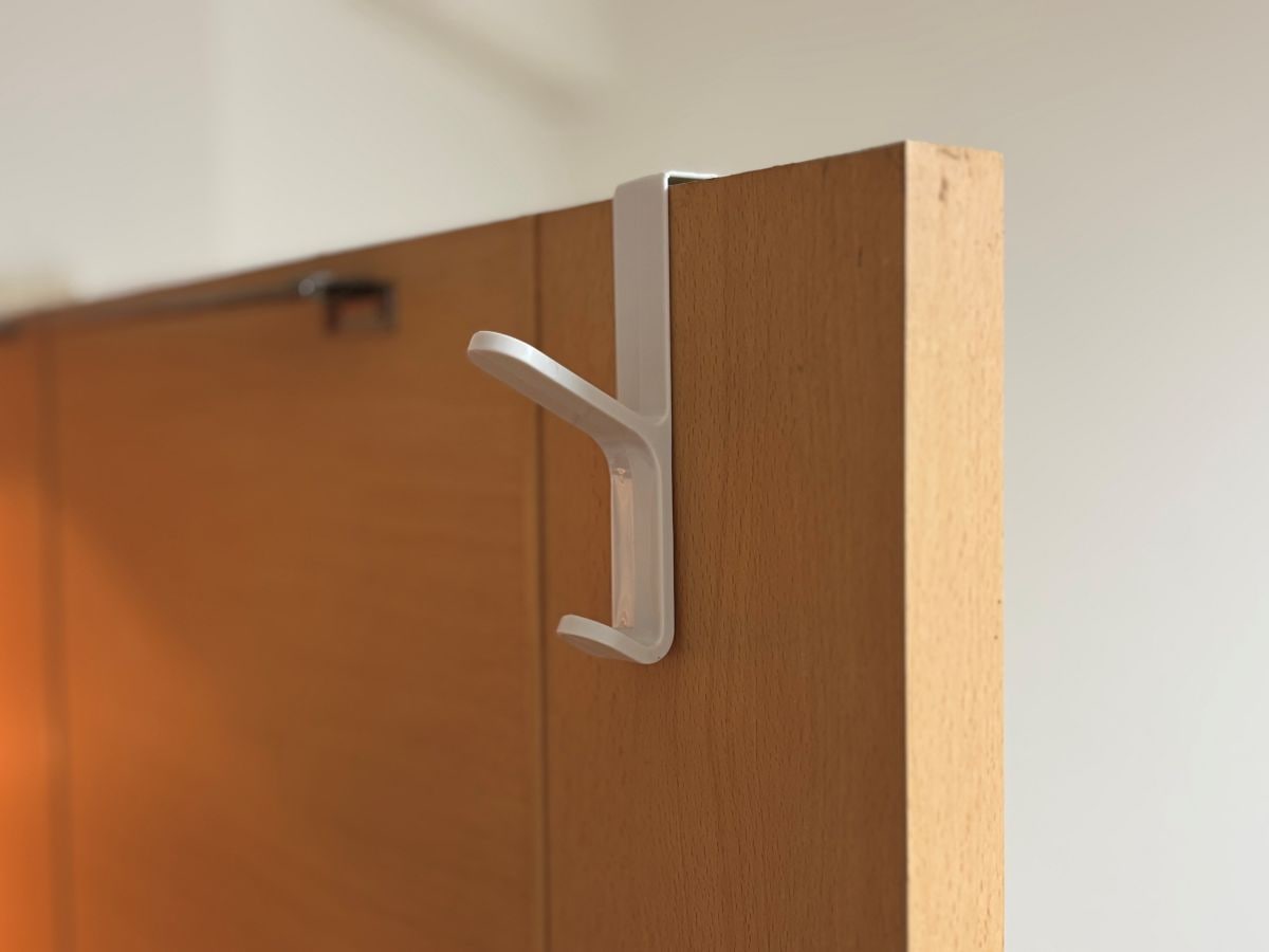 コスパ最高!100均のハンガーおすすめ9選|実用的で使いやすい♪