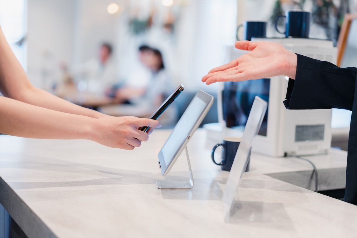 ドコモの「dポイント投資」とは？メリット・デメリットも解説