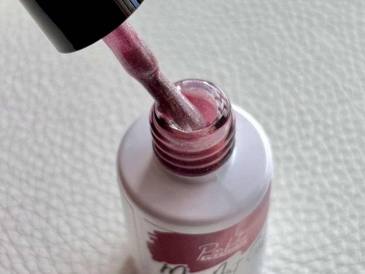 【100均】セルフネイル大特集！ジェルネイルのやり方＆おすすめデザインも