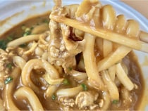 柔らかいうどんと濃厚なスープが印象的！【ローソン】スパイシー＆だしの旨味しっかりのカレーうどん