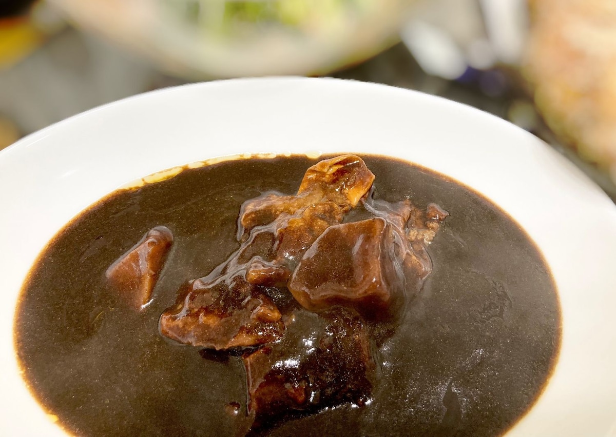 「衝撃的に美味」「ホントに覚悟して食べて」【ローソン】有名店監修のこいつが神がかってた！