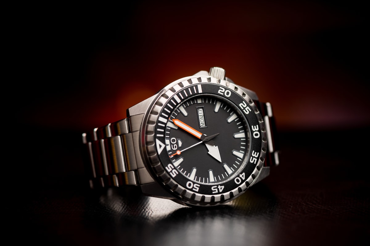 村上宗隆、メジャー移籍会見の“腕時計”が年俸級!? 波瑠＆高杉真宙の極秘愛実った『電撃婚』とキムタク邸の禁断の内装