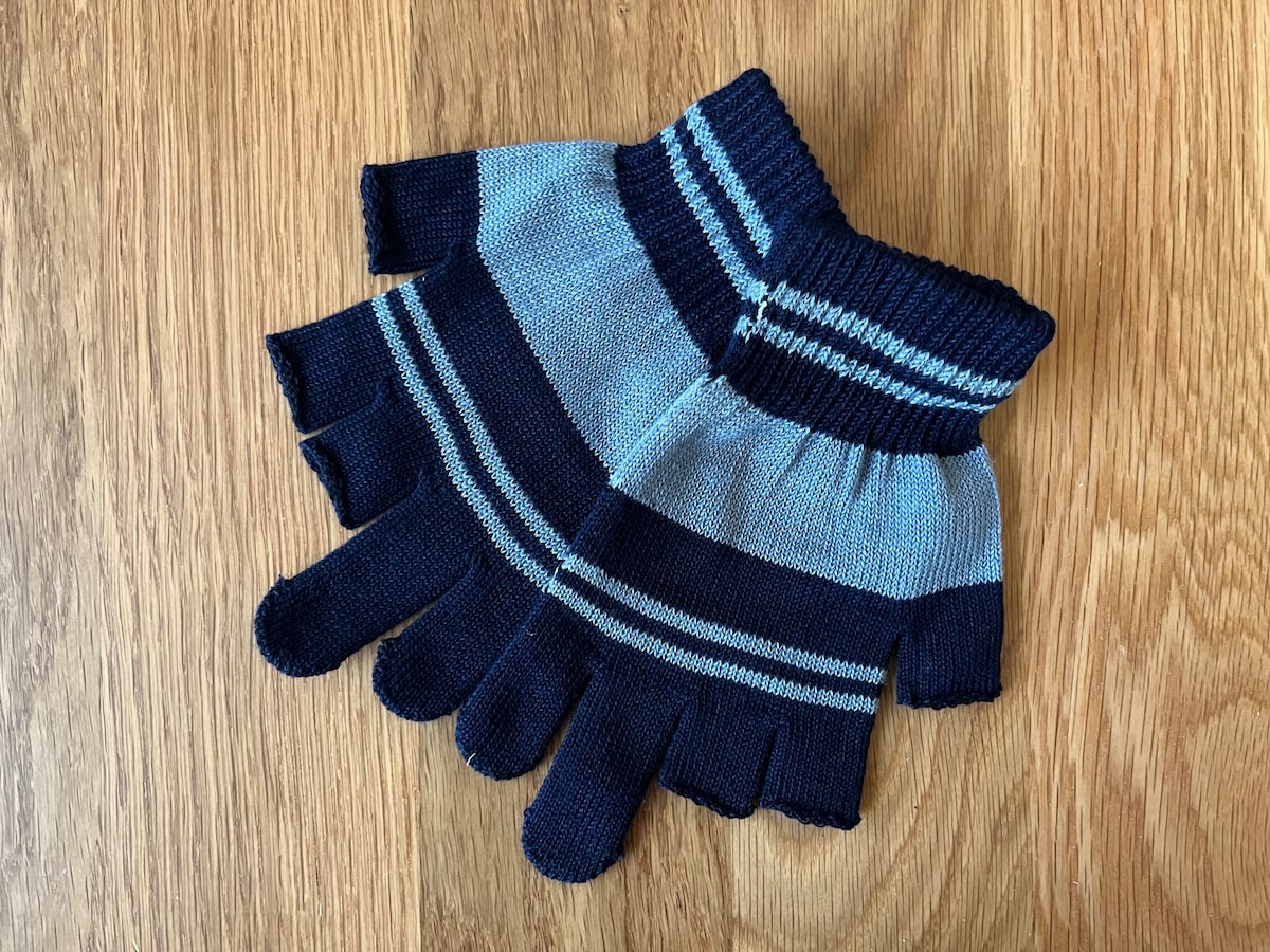 【100均】防寒手袋を8組買ってみた！ダイソー・セリア・キャン★ドゥの商品を比較