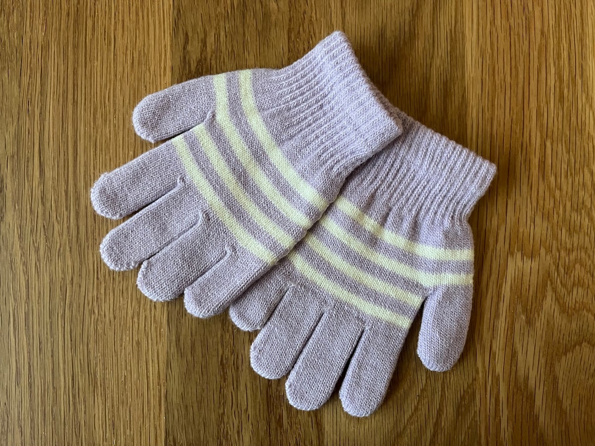 【100均】防寒手袋を8組買ってみた！ダイソー・セリア・キャン★ドゥの商品を比較