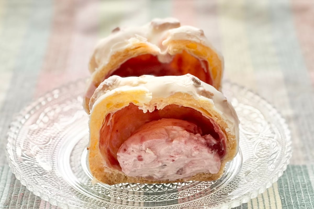 「最後の日に食べたい」「中が凄い」【ファミマ】のいちごスイーツって？