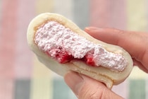 もっちもちで甘酸っぱい【ファミマ】の人気商品に旬のいちご味が新登場