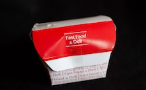 【要注意】中毒性があるけど予想以上に辛いファミマ『ホットスナック』