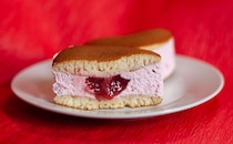 【セブン】の新作スイーツ、ダブルの「いちご」がナイスすぎた！