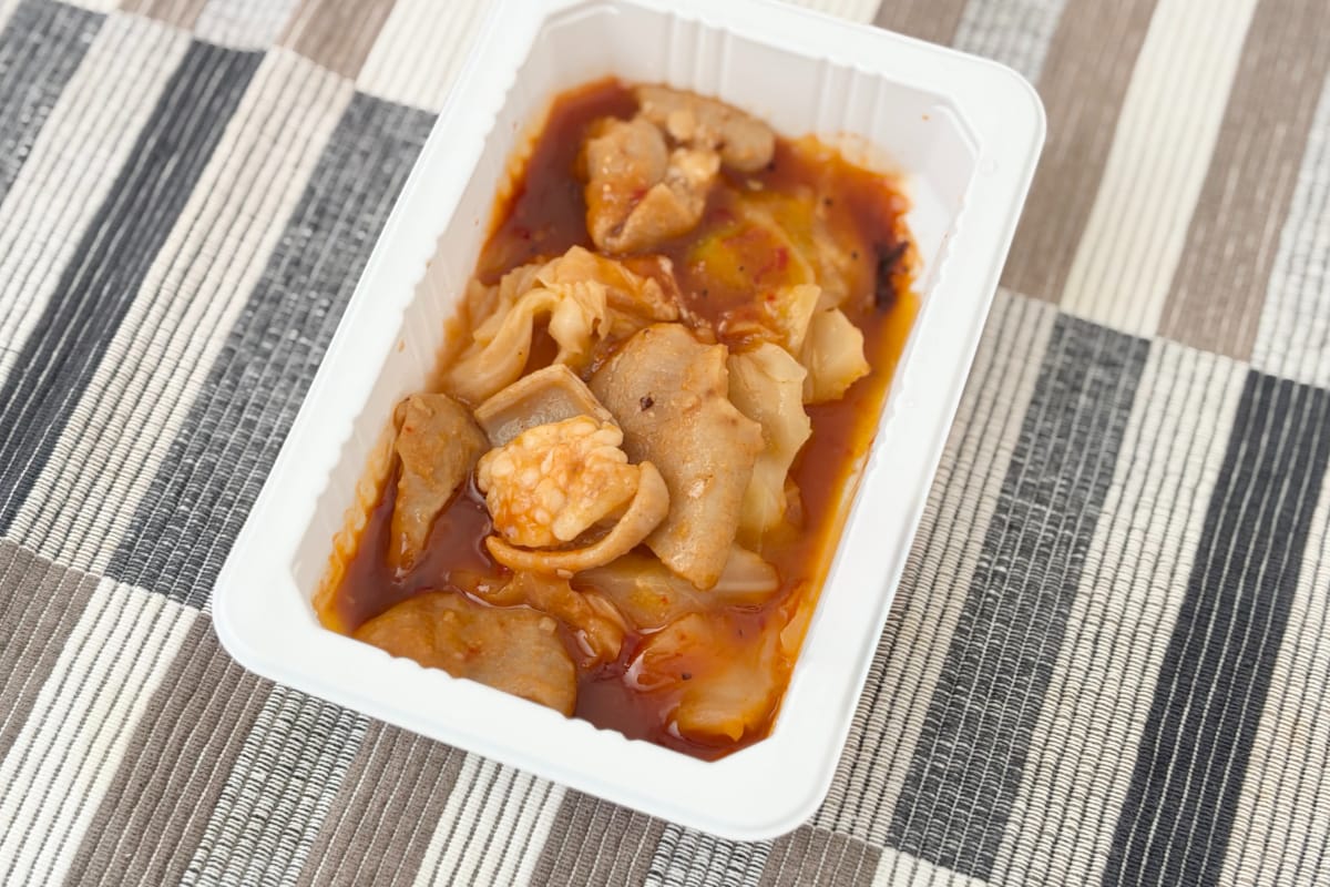 「あと引く旨さ」「お酒にも合います」【セブン】クセになる旨辛グルメ