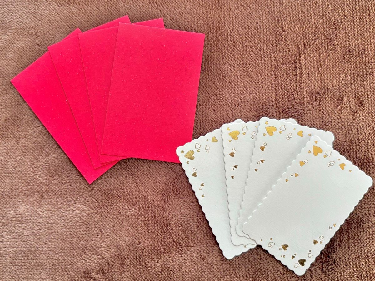 100均のメッセージカードで想いを伝えよう｜色紙や寄せ書き用も可愛すぎて選べない♡