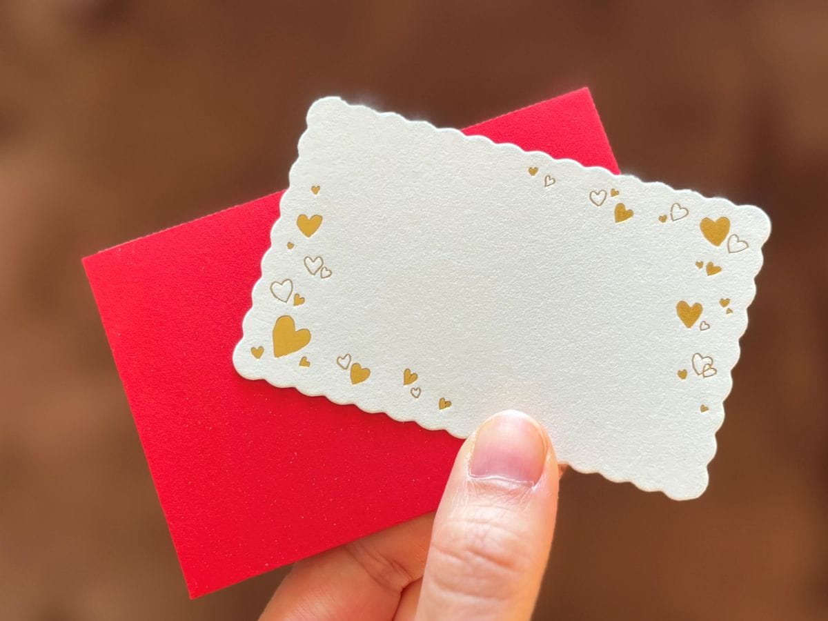 100均のメッセージカードで想いを伝えよう｜色紙や寄せ書き用も可愛すぎて選べない♡