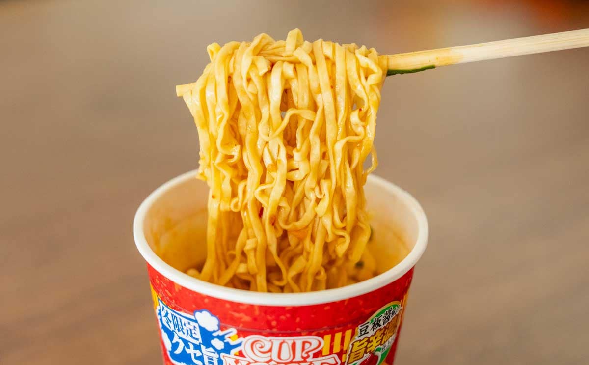 「常備したい」「〆にご飯ぶち込んだ」「5個買ってきた」【カップヌードル】旨辛な新商品が登場