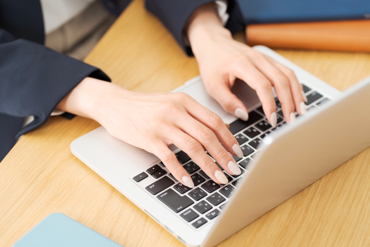 堅実な母が豹変！？まさかの裏切りに遭った年収350万・26歳女性