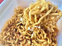 背徳感・ボリューム感がヤバい！【セブン】ななチキ推奨のぶぶかの油そば！