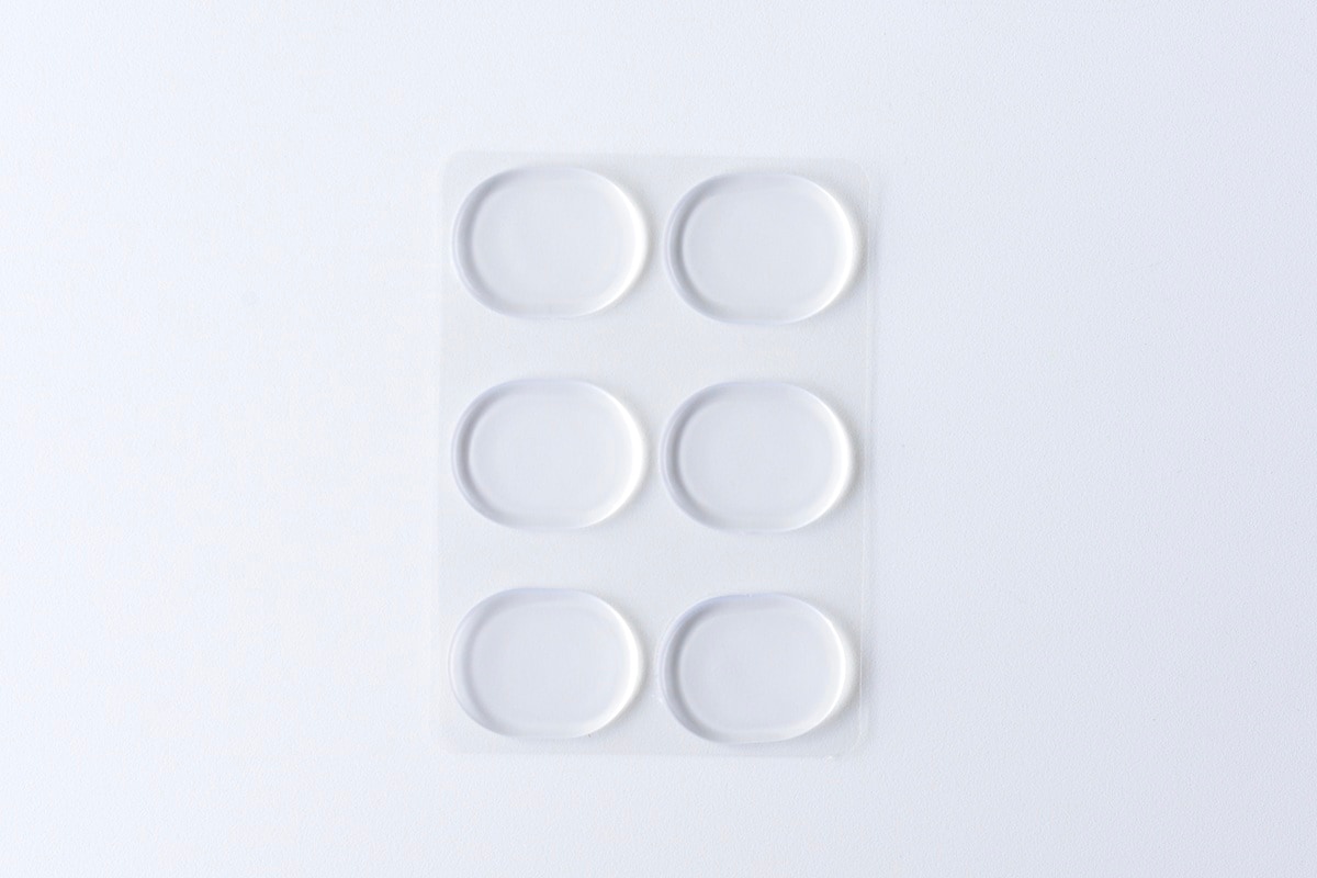 靴擦れ防止は100均でできる！テープやパッドでかかとや小指を守ろう